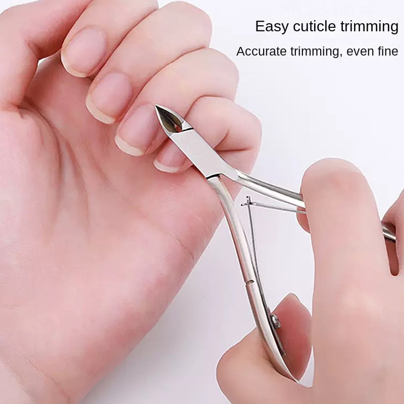 Nail Cuticle Clippers for Removing Cuticles and Hangnails, Angled Nail Clippers, Cuticle Remover Tool
